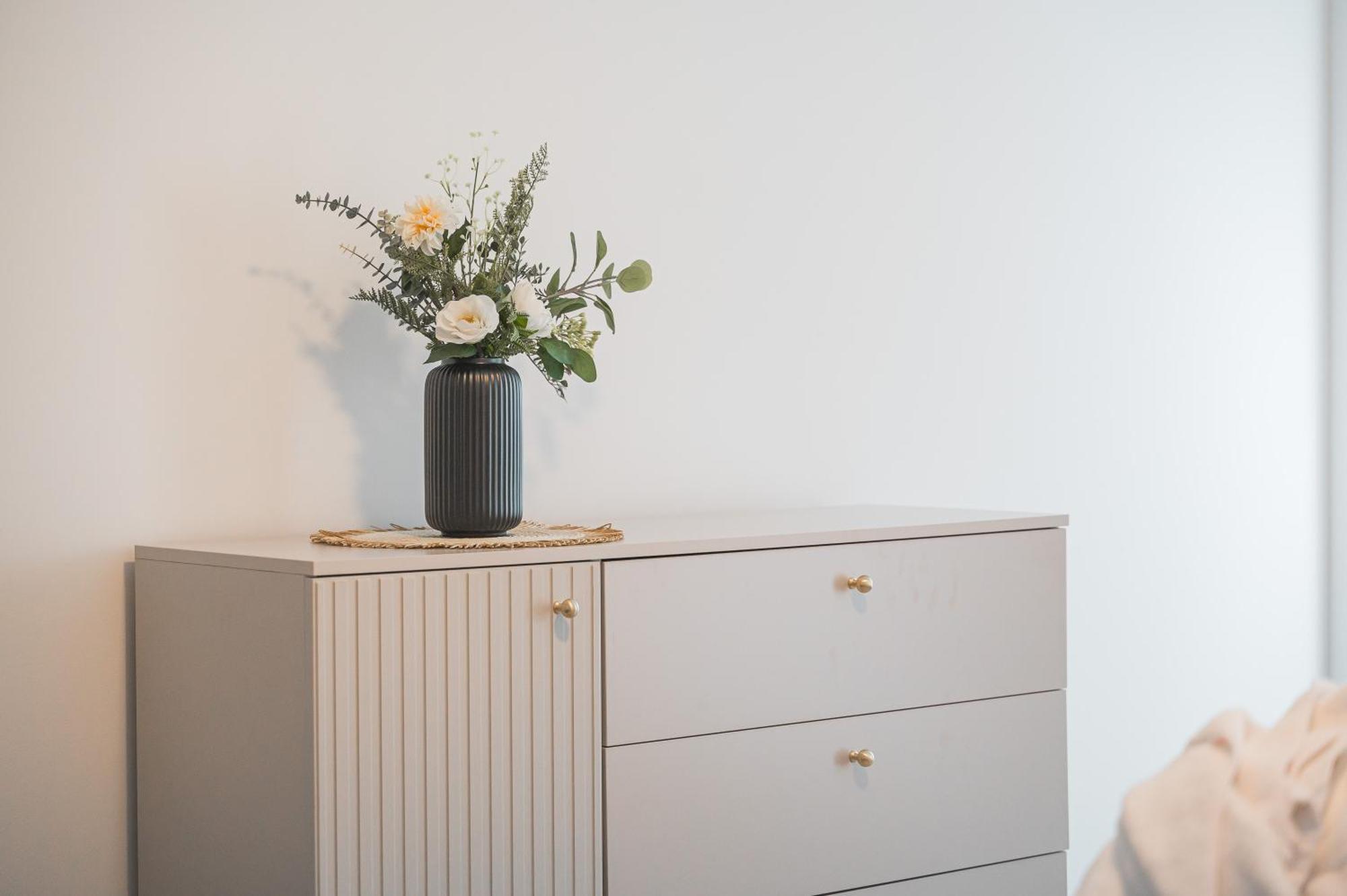 Stilvolle Im Stadtzentrum - Loggia - Kingsize Bett - Smart Tv - Netflix - 60qm - 24h Check-in Apartment