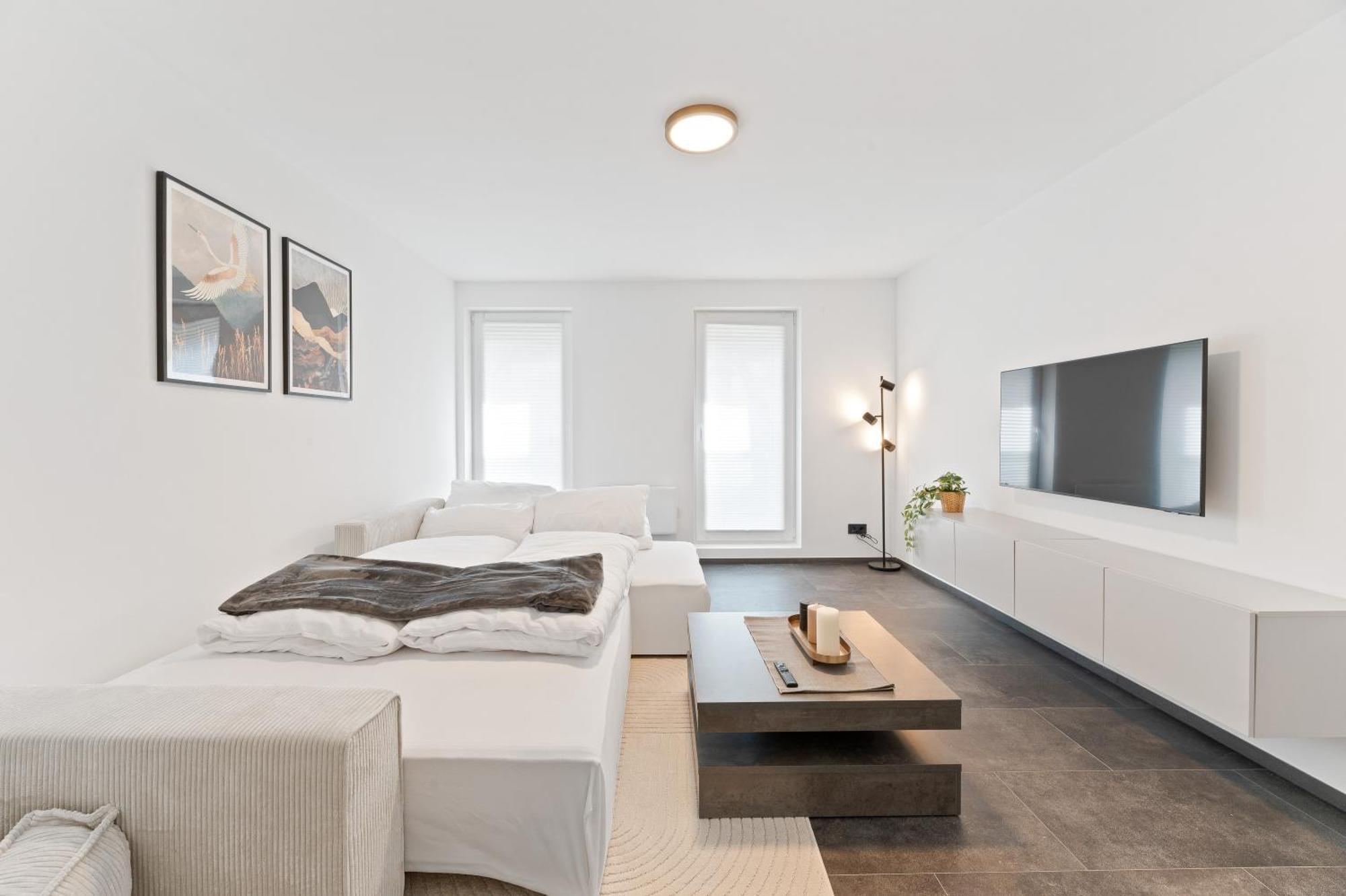 Apartment Stilvolle Im Stadtzentrum - Loggia - Kingsize Bett - Smart Tv - Netflix - 60qm - 24h Check-in *